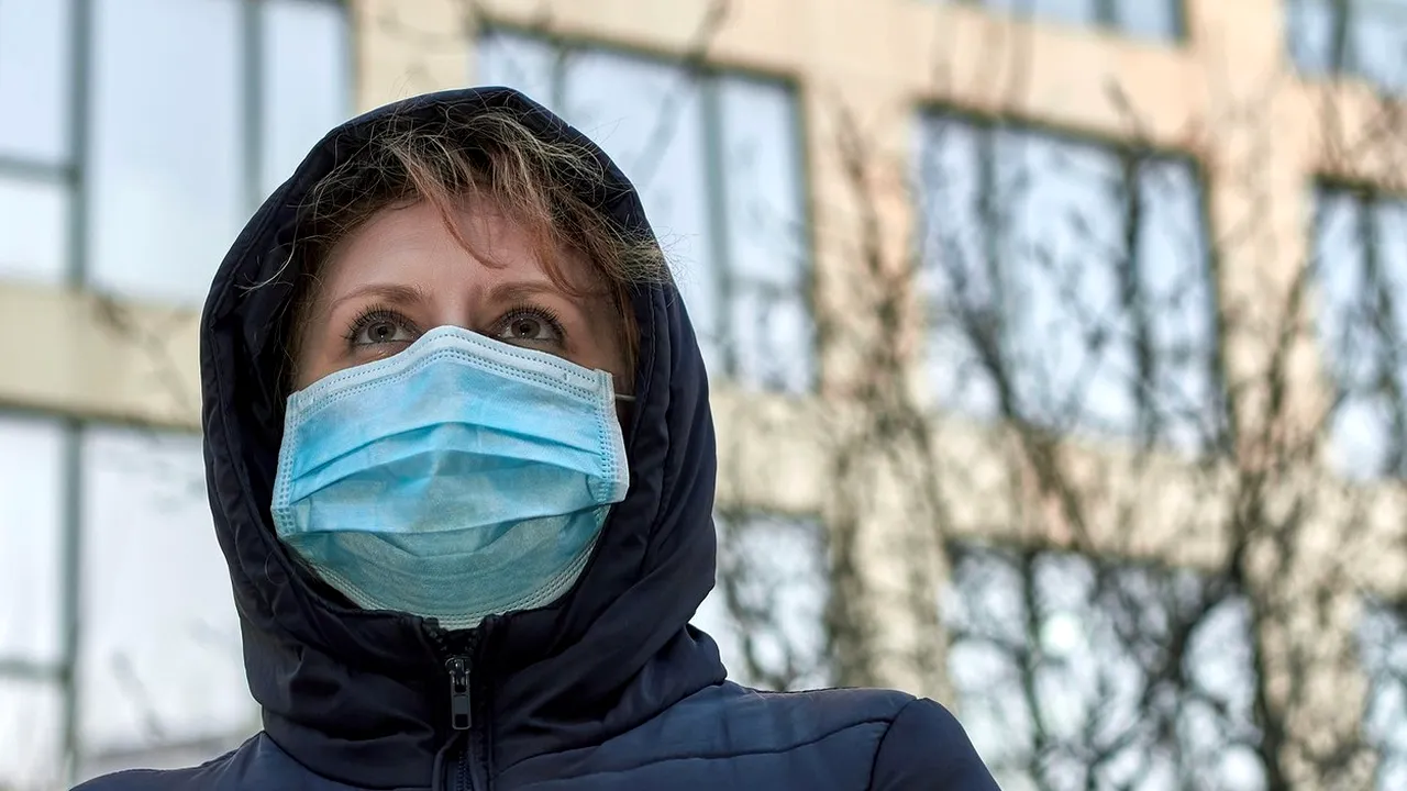 Creștere alarmantă a cazurilor de gripă și Covid-19 în Europa. Italia, din nou epicentrul bolilor respiratorii. Redevine obligatorie masca în UE?