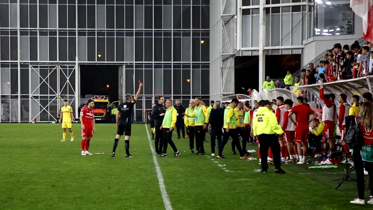 Dinamo, egal pe final cu Petrolul! FAZA controversată care a schimbat rezultatul partidei! „Arbitrajul a fost penibil”