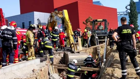 UPDATE: Accident de muncă în București. Doi morți după ce un mal de pământ s-a surpat peste mai mulți muncitori | VIDEO