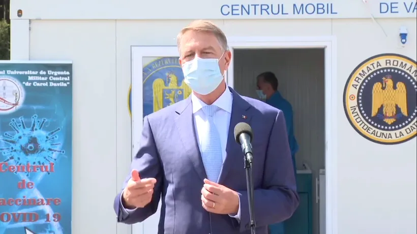 Klaus Iohannis participă la inaugurarea primului centru mobil de vaccinare din Ilfov