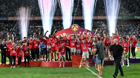 FCSB a câștigat Supercupa României! A învins cu 3-0 pe Corvinul Hunedoara. „S-a turnat plumb în picioarele jucătorilor mei”
