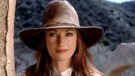  Actrița Jane Seymour a pozat în costum de baie pentru revista 