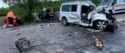 Doi adulți și un copil de 3 ani AU MURIT într-un carambol produs pe DN2 / E85, în județul Neamț