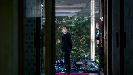 Ce se întâmplă cu Guvernul după adoptarea moțiunii de cenzură. Prevederile Constituției