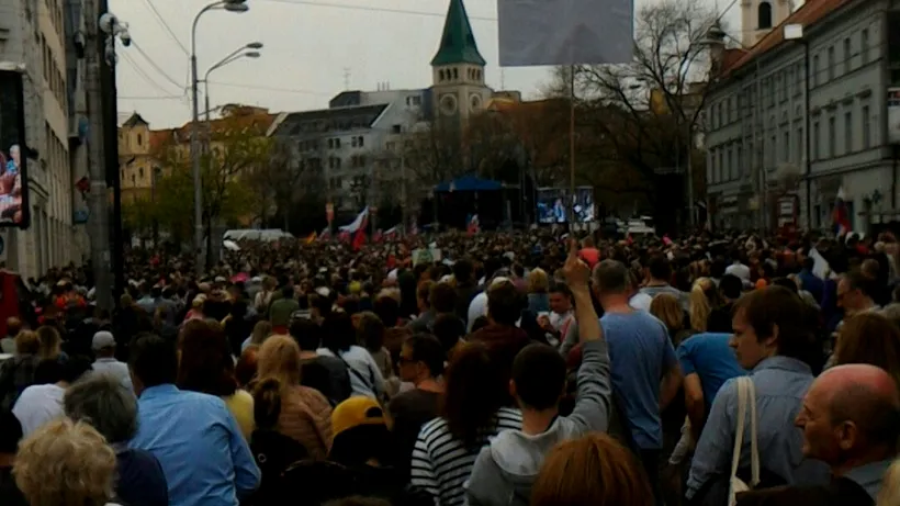 Proteste masive în Slovacia: mesaj tranșant al zecilor de mii de protestatari