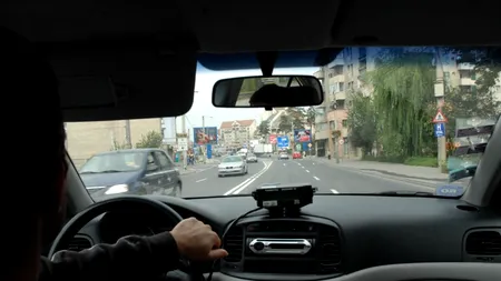 BOIERIE. Cât câștigă un șofer dintr-un minister. Mulți patroni mici din România ar renunța la afacere pentru un post