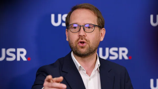 Fritz merge pe mâna lui BOLOJAN: Nu credem că este nevoie de un premier TEHNOCRAT / „Să ne asigurăm că nu facem un guvern pe genunchi”