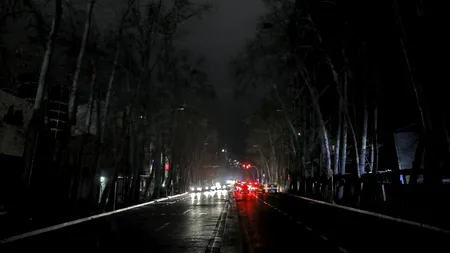 Penuria de energie pune stăpânire pe IRAN. Mai multe instituții publice rămân închise