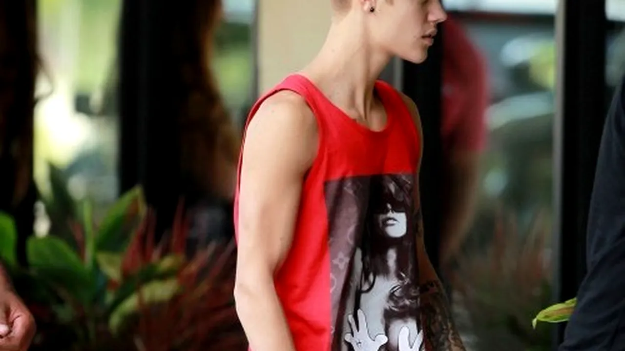 Ținuta cu care Justin Bieber a ajuns în atenția presei internaționale