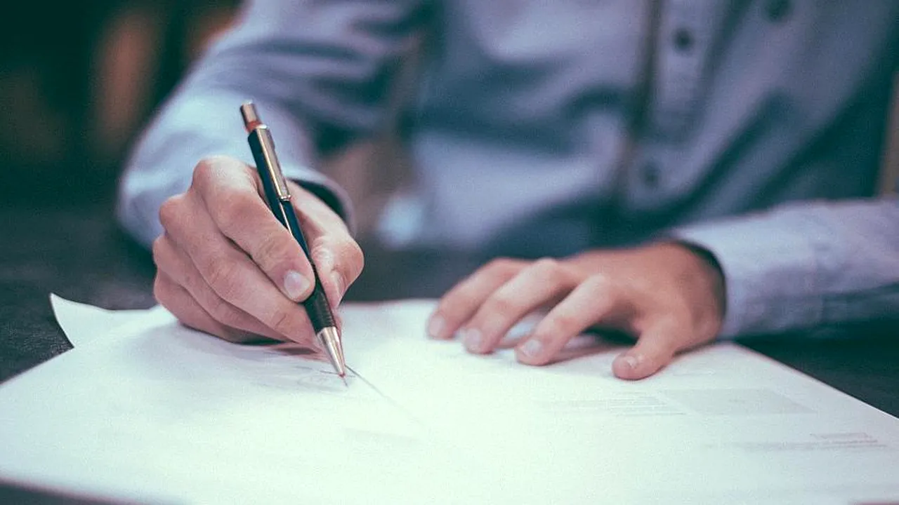 Șomajul în România, printre cele mai scăzute din Europa și nu va crește în curând