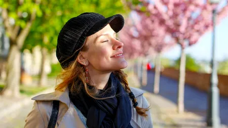 Cum va fi VREMEA în luna martie? Primăvara debutează cu temperaturi peste normalul perioadei. Când revin ploile