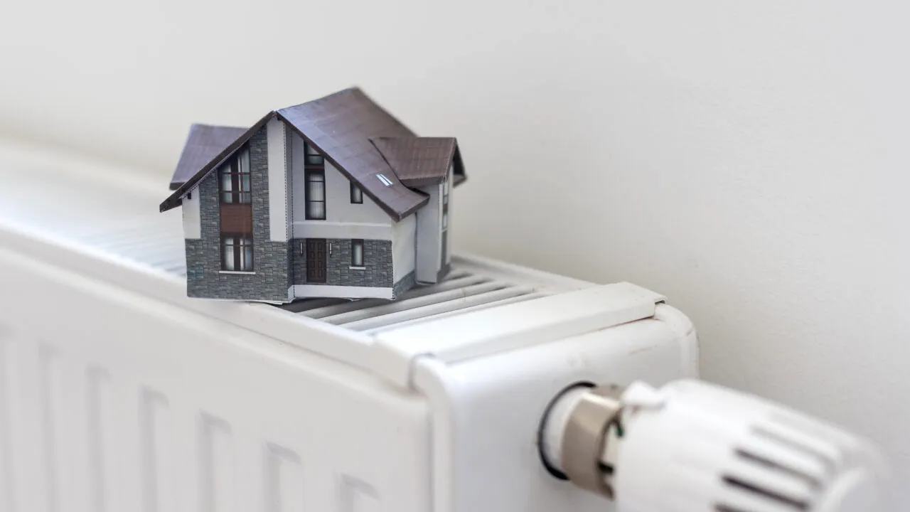 Anunț important pentru românii care au CENTRALĂ termică. Ce regulă nouă se impune
