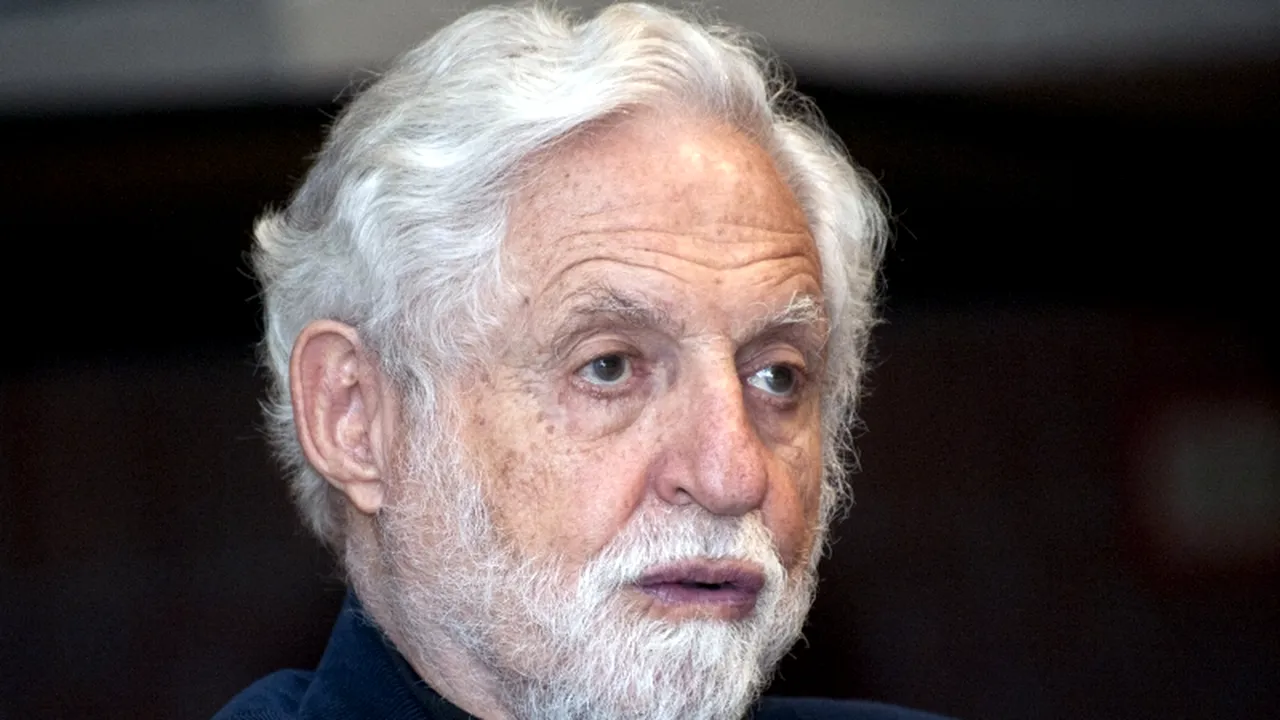 Inventator al pilulei contraceptive: Până în 2050, tot mai mulți oameni se vor sterliza 