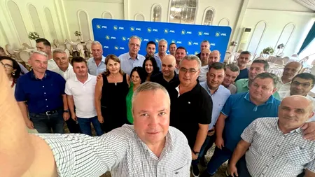 Nicolae Ciucă a început consultările pentru depunerea candidaturii la prezidențiale, la DĂBULENI: 