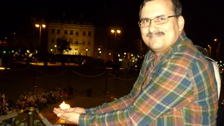 Jandarmeria Română: Bogdan Drăghici și-a dat foc în momentul în care salvatorii au vrut să-l scoată din mașină