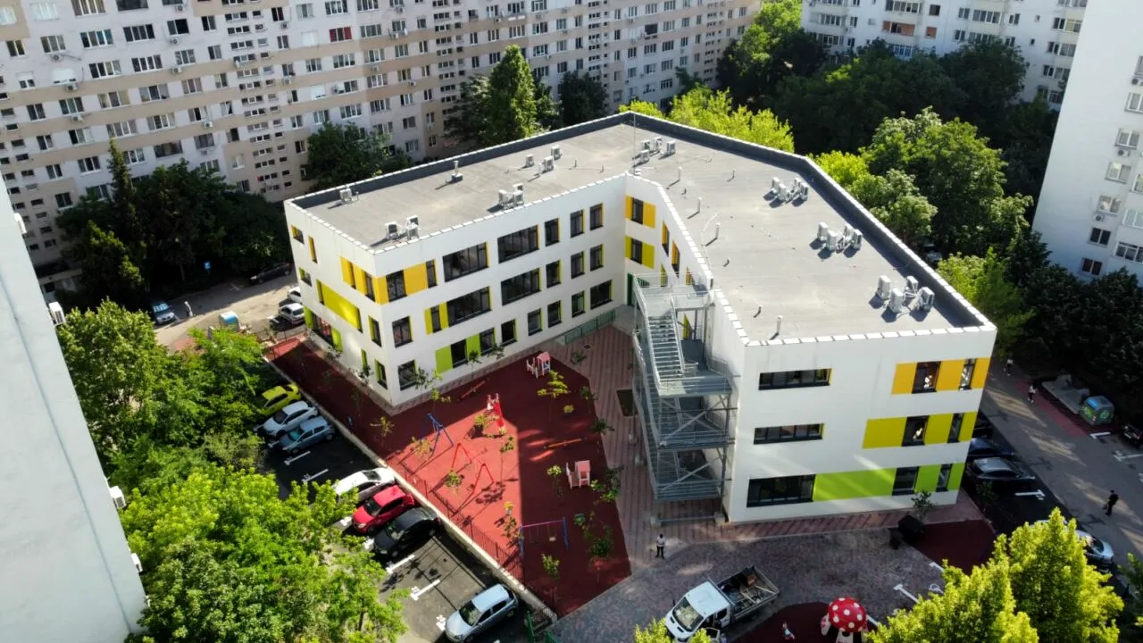 O nouă creșă inaugurată. Primarul Robert Negoiță: “Pregătim un amplu proiect pentru școlile din Sectorul 3”