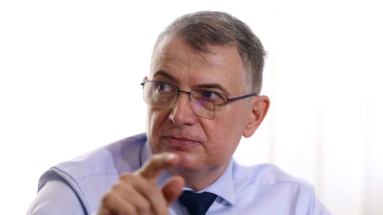 Sindicatele din Educație critică dur noua lege a salarizării: „Este o bătaie de joc / O palmă dată colegilor cu vechime”