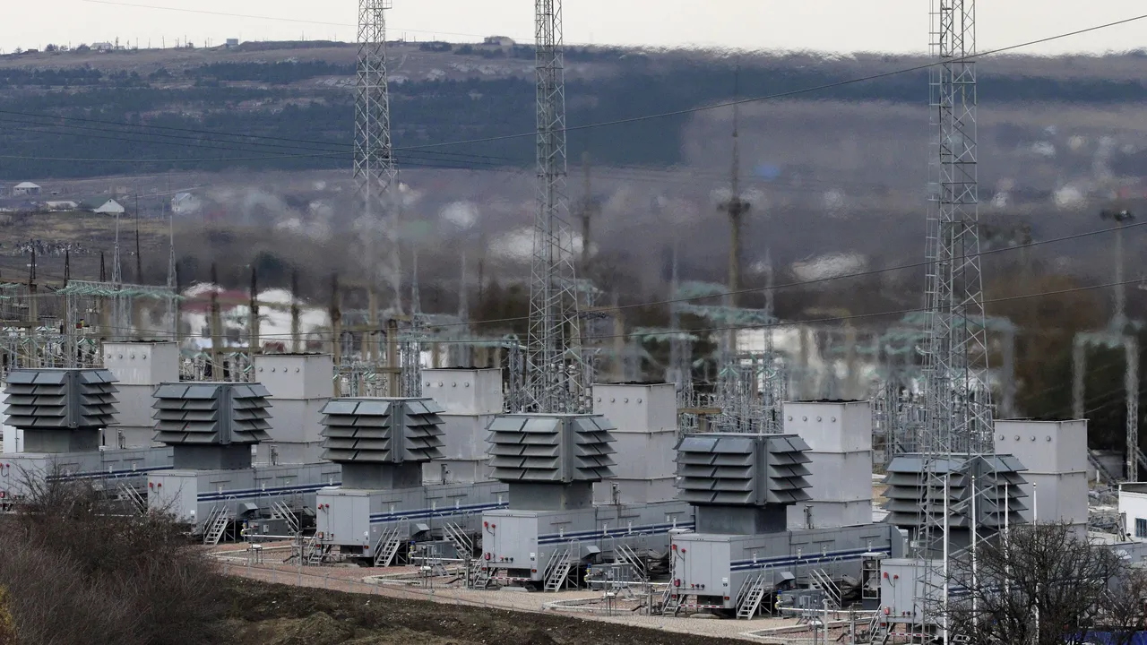 Rețeaua electrică din Ucraina, „atacată cibernetic