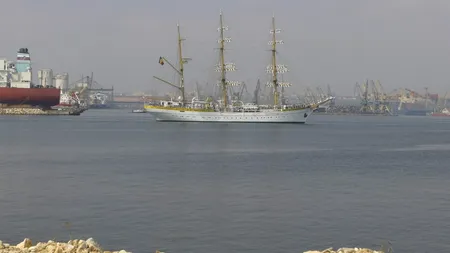 Șase migranți ilegali au avut nevoie de îngrijiri medicale după un incendiu pe o navă din Portul Costanța