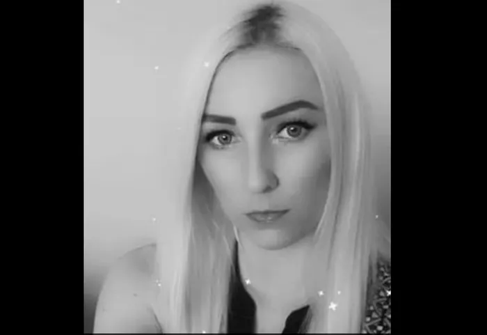 O mamă a murit, la doar câteva ore după ce copilul ei a decedat în somn