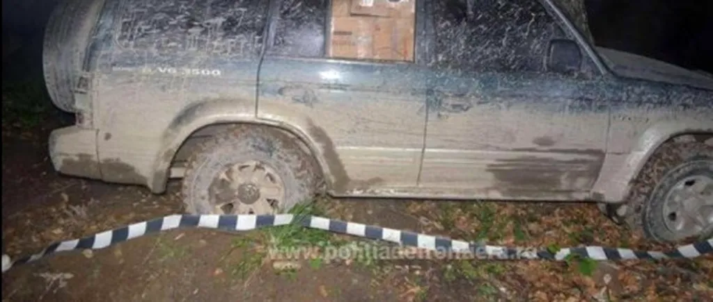 Polițiștii de frontieră suceveni au descoperit un transport de țigări de contrabandă într-un jeep abandonat în pădure FOTO