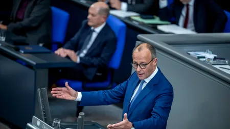 Opoziția îi cere lui SCHOLZ să organizeze rapid alegeri parlamentare /Cancelarul vrea amânarea acestui scenariu