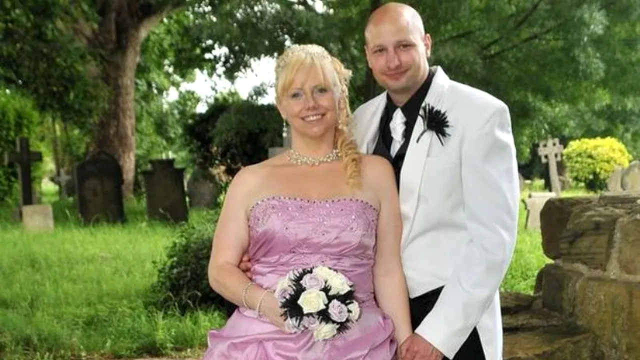 Motivul pentru care o britanică a decis să-și ducă soțul din nou la altar după câțiva ani de la prima nuntă