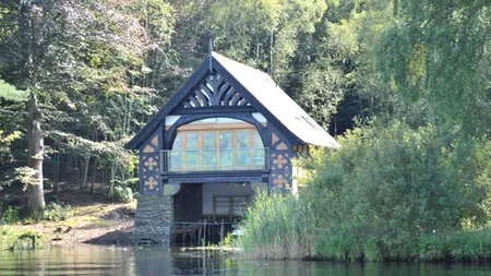 Cum arată o casă de vacanță de 2,5 milioane de euro. GALERIE FOTO