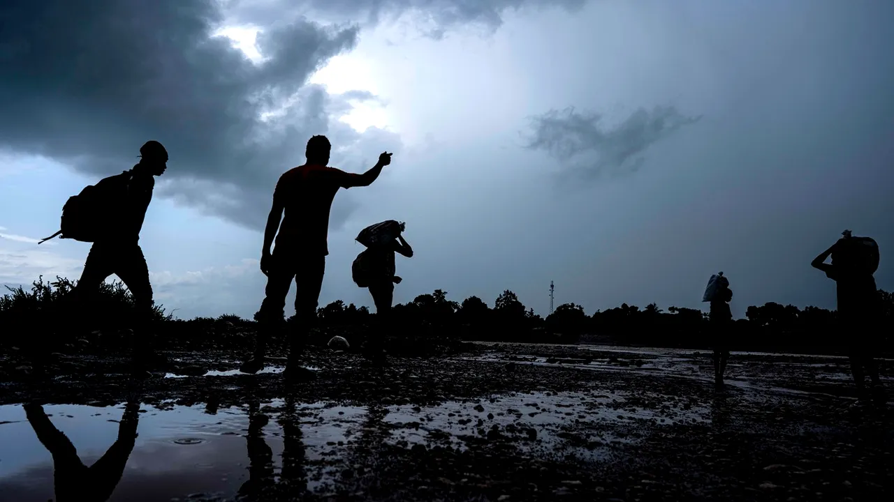 Reuters: Furia și disperarea pun stăpânire pe Haiti, la o săptămână de la cutremurul devastator care a lovit țara