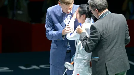 JO 2012 LONDRA. Federația Internațională de Scrimă oferă o medalie specială lui Shin A-Lam