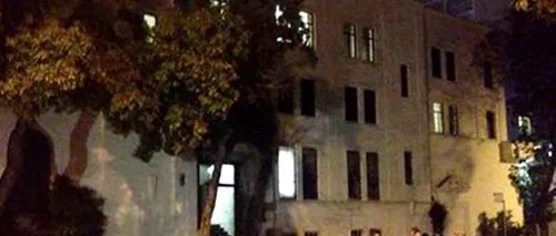 O persoană a dat foc consulatului Chinei din San Francisco