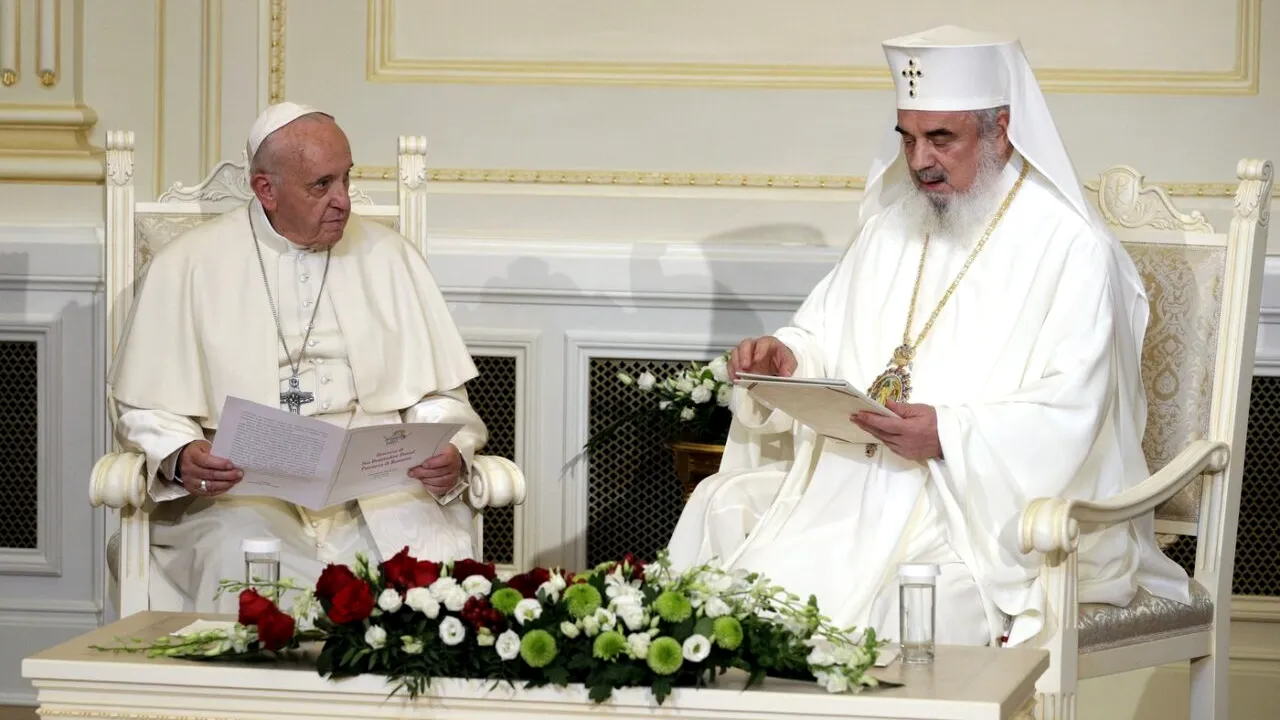 Mesajul Papei Francisc pentru credincioși în timpul vizitei din ROMÂNIA. Suveranul Pontif a cerut iertare comunității rome