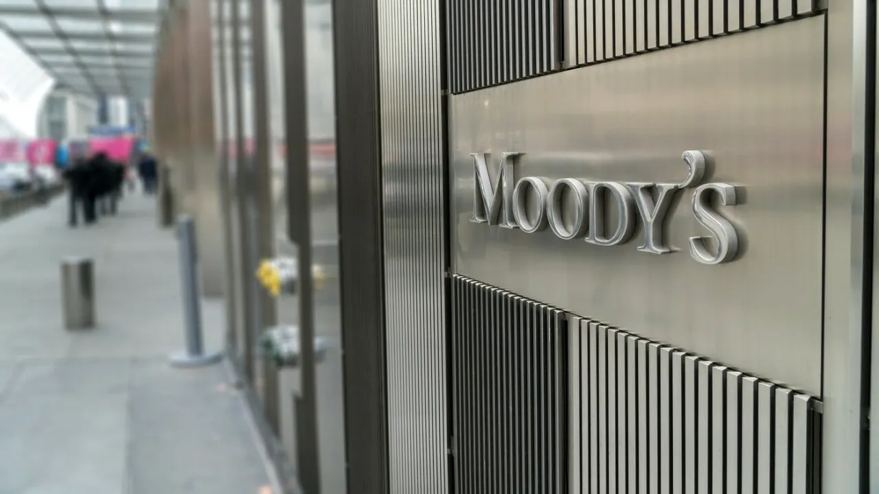 AVERTISMENTUL Moody’s cu privire la perspectivele fiscale ale Statelor Unite: Politicile Administrației Trump ar putea face mai mult rău decât bine