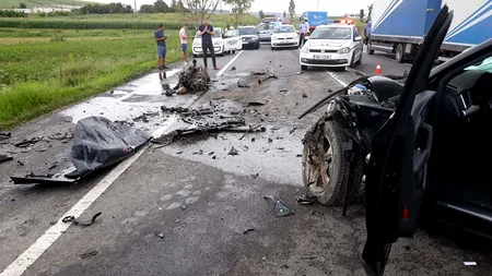 Accident cu trei morți în județul Iași, după ce un șofer a intrat pe contrasens. Martorii spun că ar fi ADORMIT la volan
