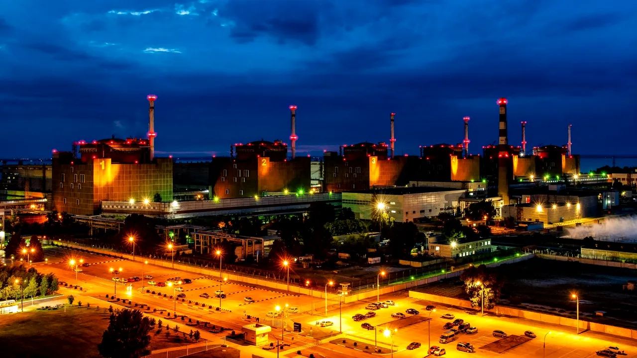 INCENDIU puternic la centrala nucleară de la Zaporojie. Ucraina și Rusia se acuză reciproc de sabotaj