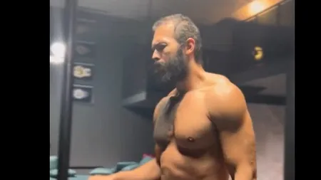 Andrew Tate, PRIMUL video pe reţelele de socializare după ieşirea din arest: „Claritate absolută a minţii. Durere puternică”