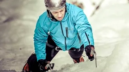 Alpinistul Horia-Dan Colibășanu, decorat de Klaus Iohannis