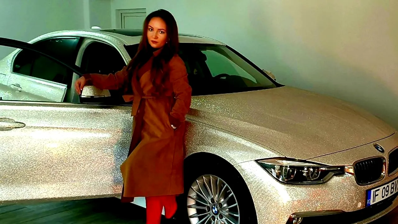 Cel mai strălucitor bolid din România: O româncă și-a comandat o mașină acoperită cu un milion de cristale Swarovski 