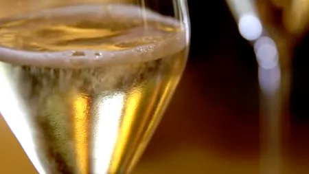 BOOM nu merge cu Prosecco. CASCADĂ de vin spumant în Italia, după O EXPLOZIE la o fabrică de vinuri