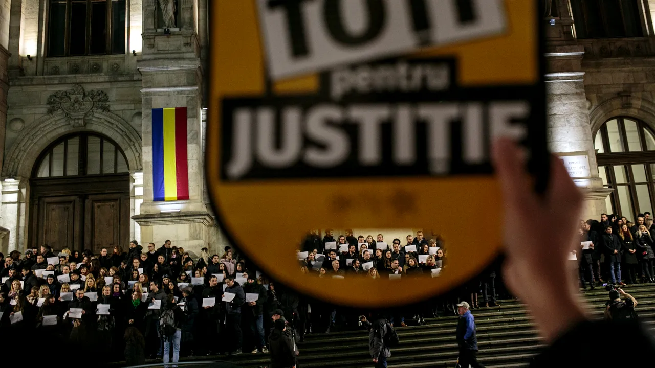 CCR a respins sesizarea privind modificările aduse Legii 303/2004