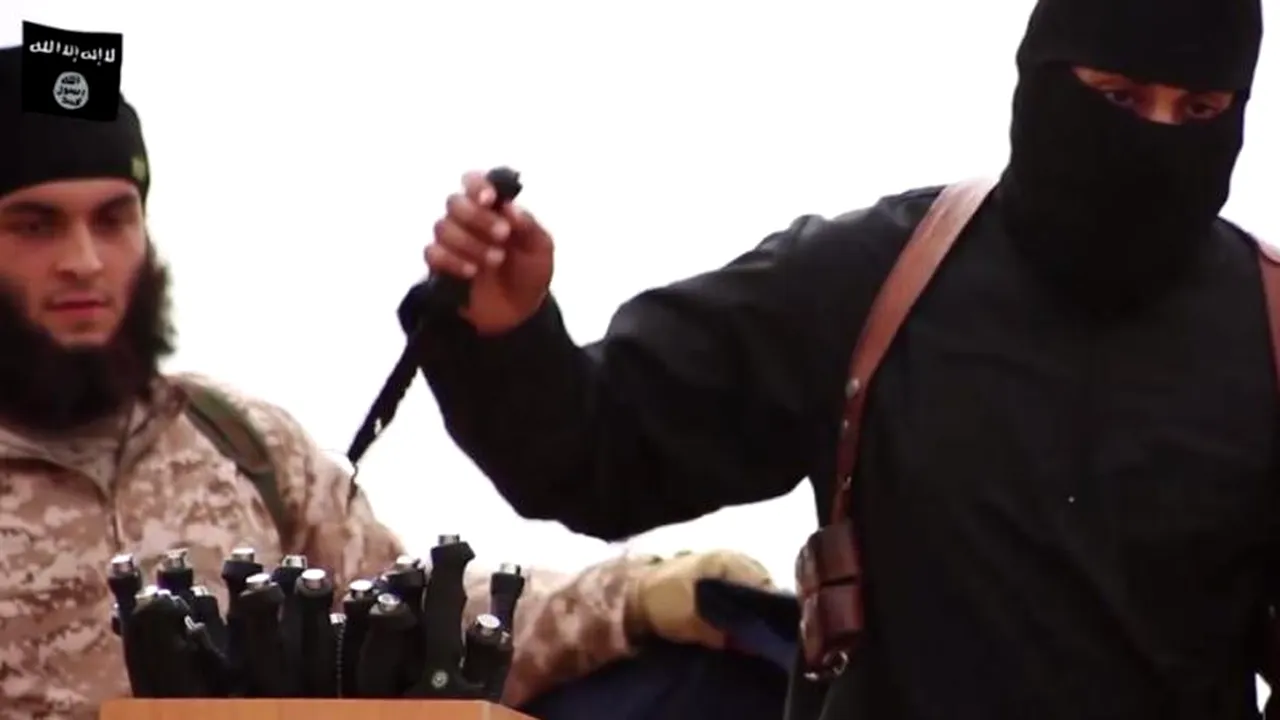 Câți oameni a executat ISIS într-o singură lună. Vrăjitoria, homosexualitatea și colaborarea cu SUA, printre 