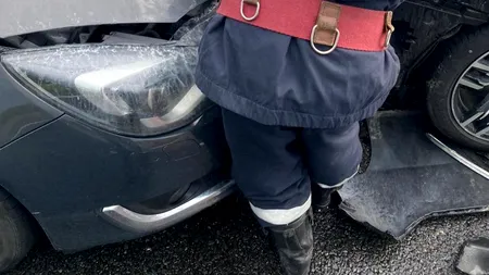 GALERIE FOTO. Accidente în lanț pe A1, vineri seara, pe o distanță de 3 km