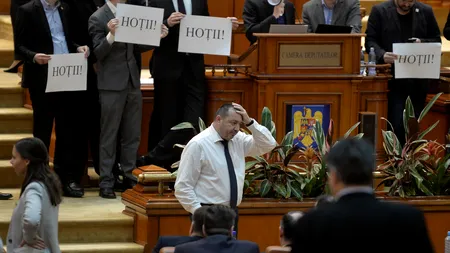 PSD revine și vrea ca pragul abuzului în serviciu să fie stabilit la 200.000 de euro. 38 de parlamentari susțin un proiect de lege cu multe schimbări care au provocat proteste în toată România