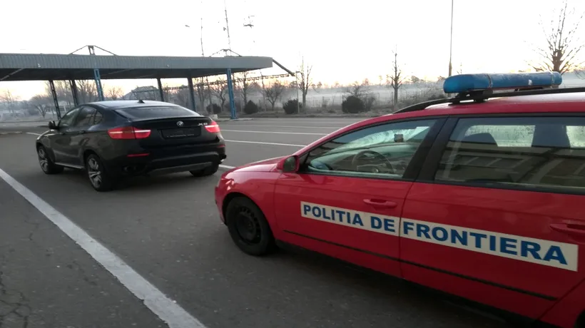 FOTO | Cum arată BMW-ul furat din Italia, oprit la frontiera Albița. Polițiștii au stabilit cât valorează mașina