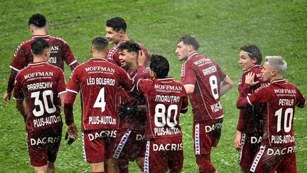 Un titular al Rapidului și-a PRELUNGIT contractul. „Clubul și unul dintre cei mai importanți jucători ai echipei au ajuns la un acord”