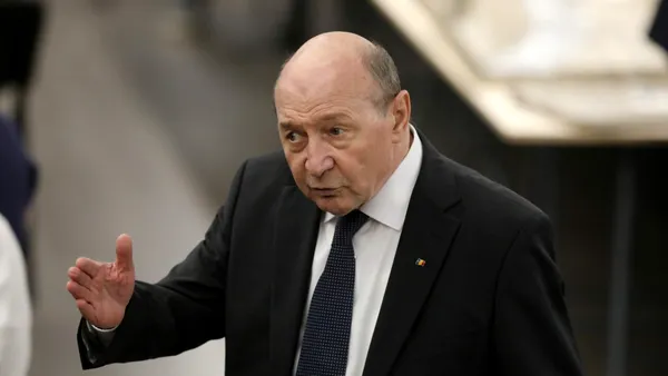 Băsescu, înaintea consultărilor de la Cotroceni: pe cine vede premier și de ce consideră că este „cea mai sigură soluție”