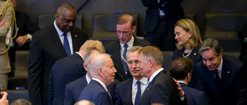 FOTO | Klaus Iohannis și Joe Biden au discutat la summitul extraordinar al NATO