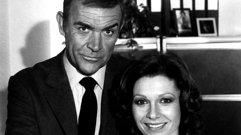 A murit Pamela SALEM, Miss Moneypenny, secretara lui James Bond din filmul cu Sean Connery. Actrița avea 80 de ani