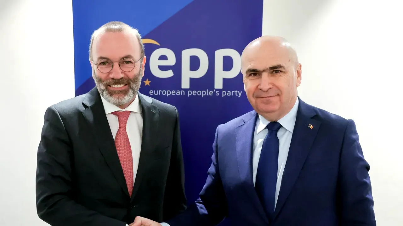 Președintele grupului european din care face parte PNL se implică în lupta internă din partid. Ce îi transmite premierului demis