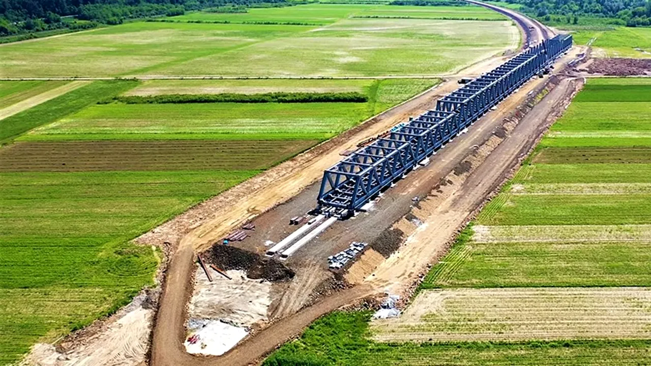 Asociația Pro Infrastructură a publicat imagini: În ce stadiu s-a ajuns la cei 141 de km de cale ferată din vestul țării